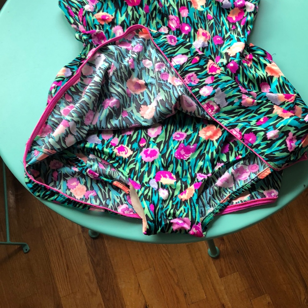 Onsie - Picture 2 of 3
